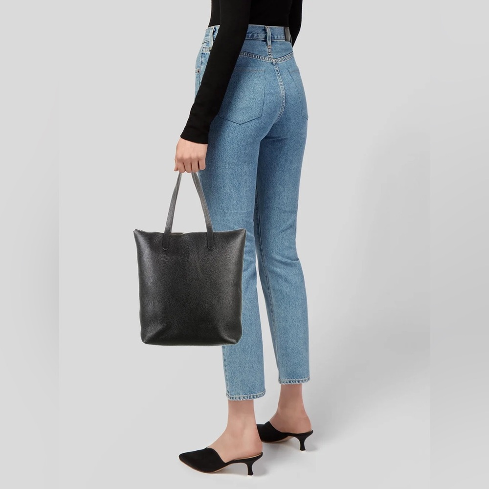 CUYANA black leather tall classic tote